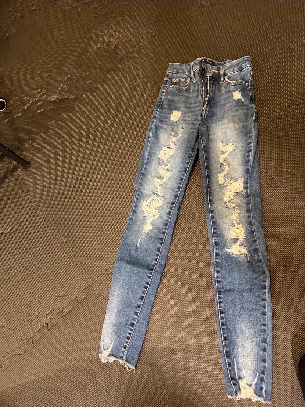 Women’s Distressed Skinny Jeans - Blue